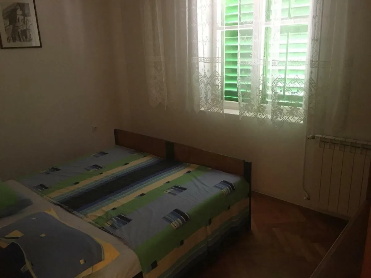 Apartments Ankica Kampor Croatia