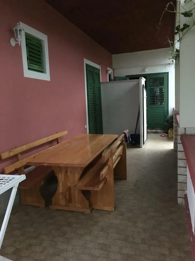 Apartments Ankica Kampor